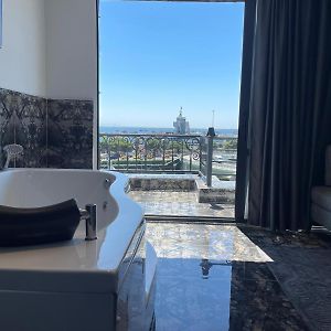 Ck Palace Hotel